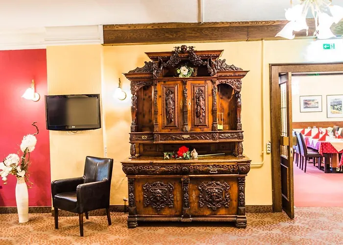 Neue Post Отель 3*