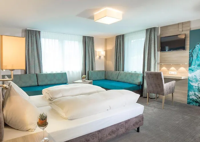 فندق Neue Post سخلادميخ