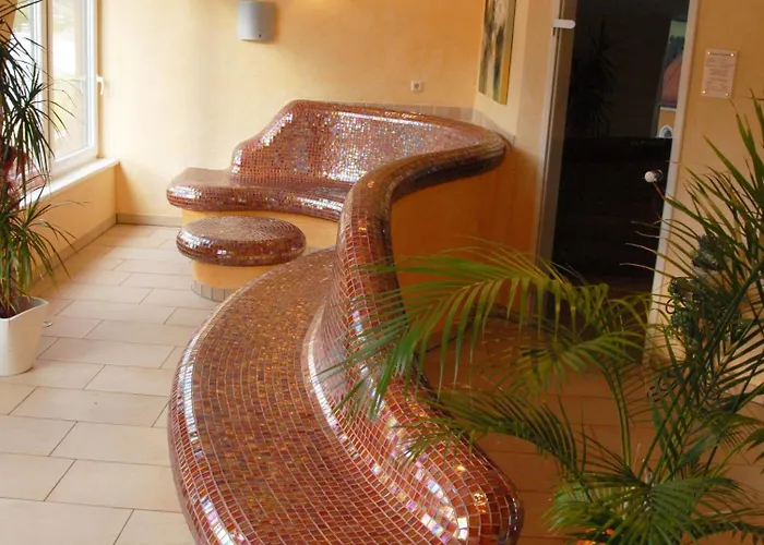 Neue Post 3* Шладминг